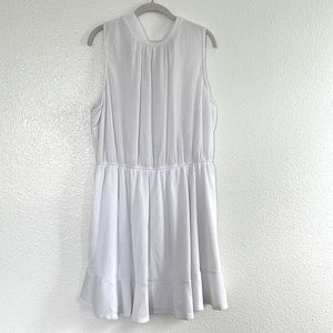 White textured Ruffle bottom dress, size 3X